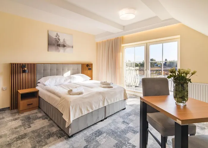Фото Hotel Perla Dunajca Чарны-Дунаец