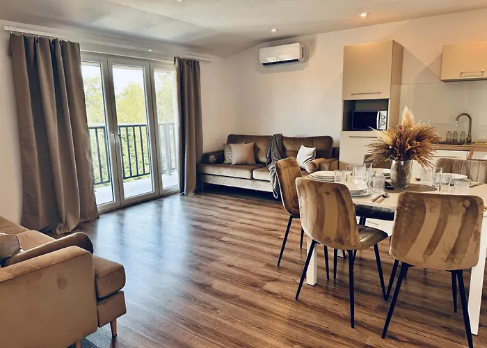 Apartamenty Modrzewiowa Zator Piotrowice  photo