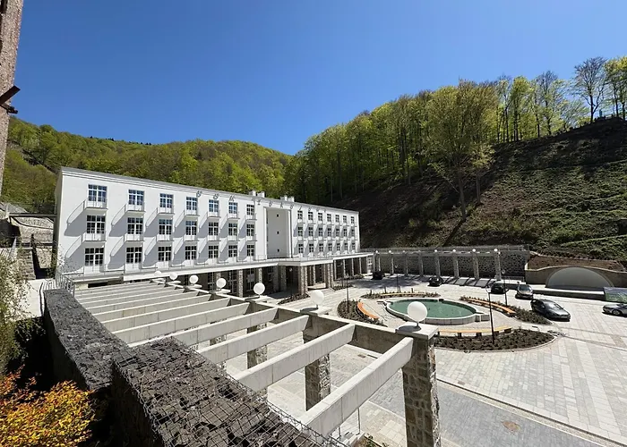 Dom Zdrojowy Cechini Hotel Zegiestow photo