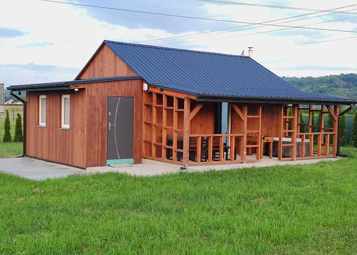 Altana Kasztelana - Domek Letniskowy Z Tarasem I Jacuzzi Nad Dunajcem Velo Wojnicz photo