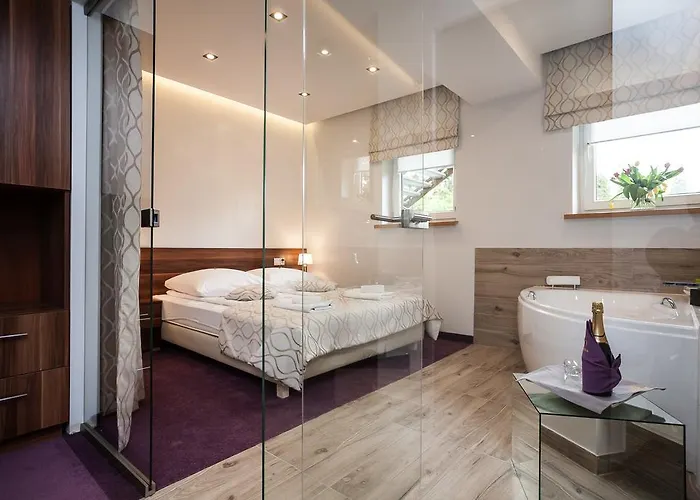 Hotel Barka Kalwaria Zebrzydowska photo